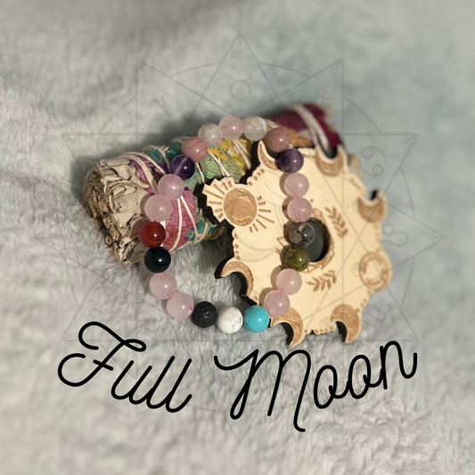 Feminine Moon Bracelet